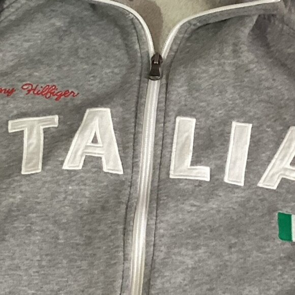 Older Tommy Hilfiger Mens large ITALIA full zip sweatshirt great condition - Picture 4 of 14